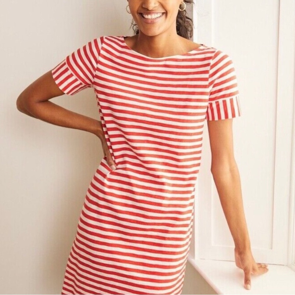 Boden striped dress in size 6 regular. Good  condition.